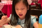 娱乐吃瓜酱儿子女儿,揭秘明星家庭，儿子女儿的成长故事